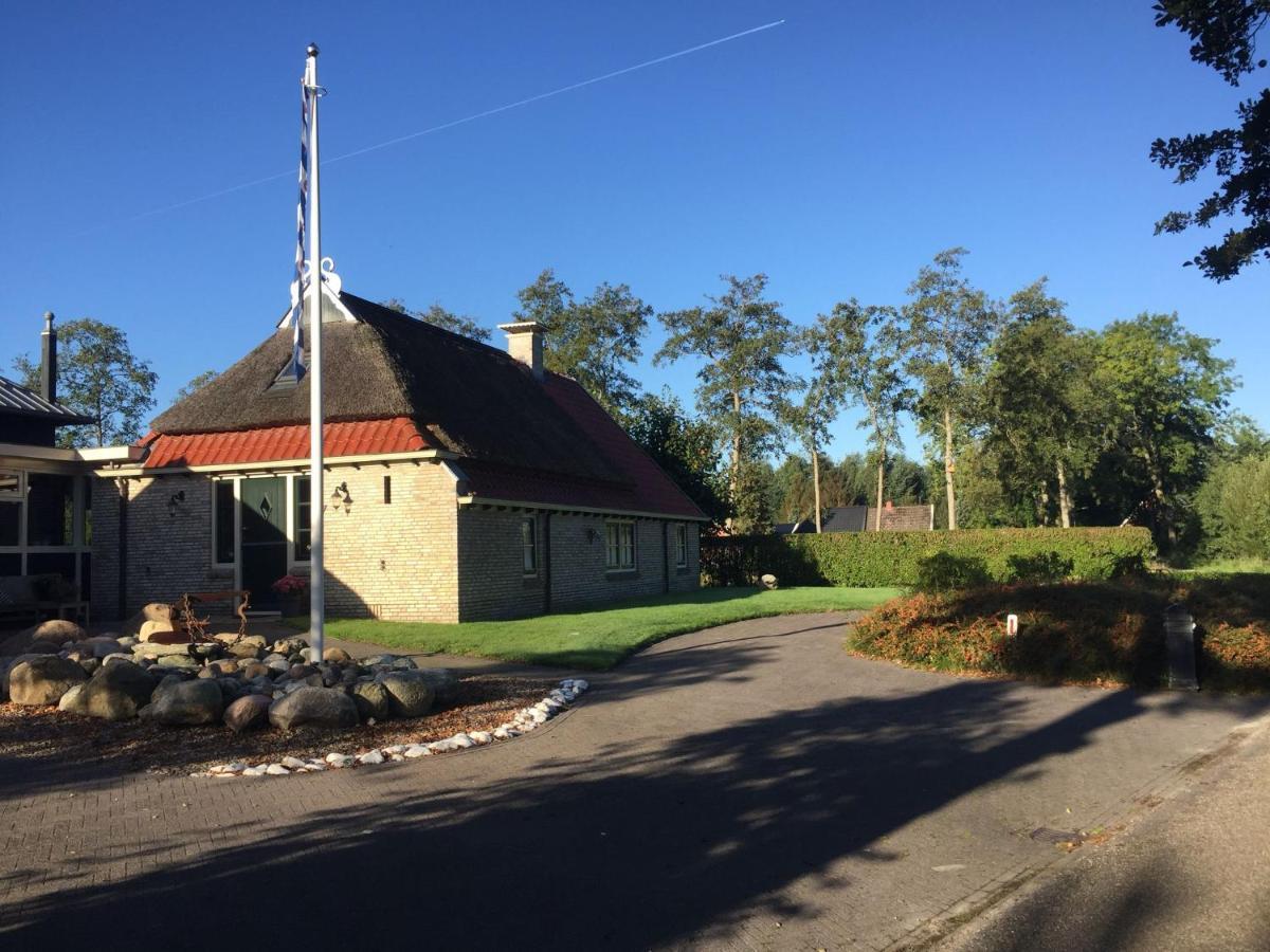 B&B Ut En Thus Sweagerbosk Exterior photo